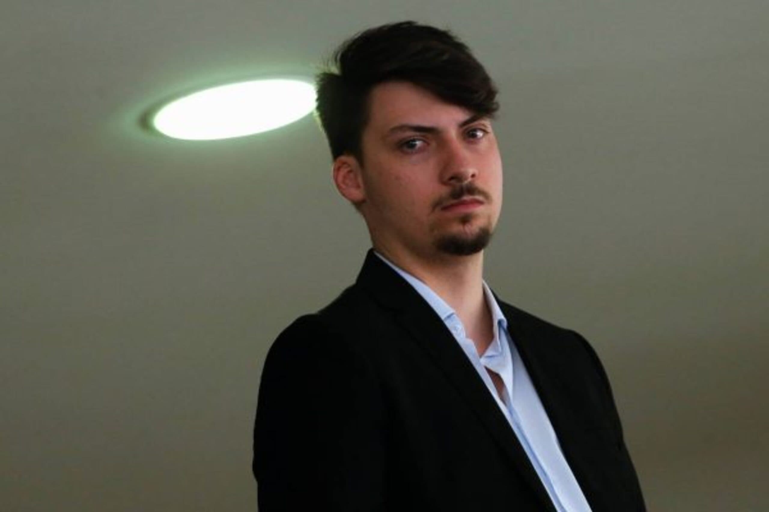Jair Renan pode perder assento em comissão na Câmara de Balneário Camboriú por faltas injustificadas