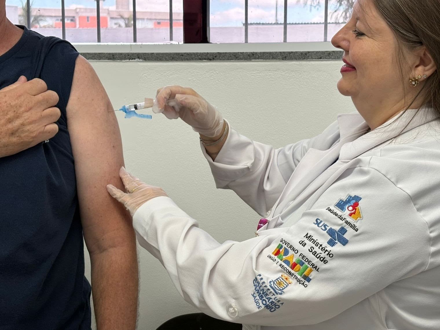 Balneário Camboriú: Saúde de BC amplia vacinação contra doença pneumocócica para idosos com 85 anos ou mais
