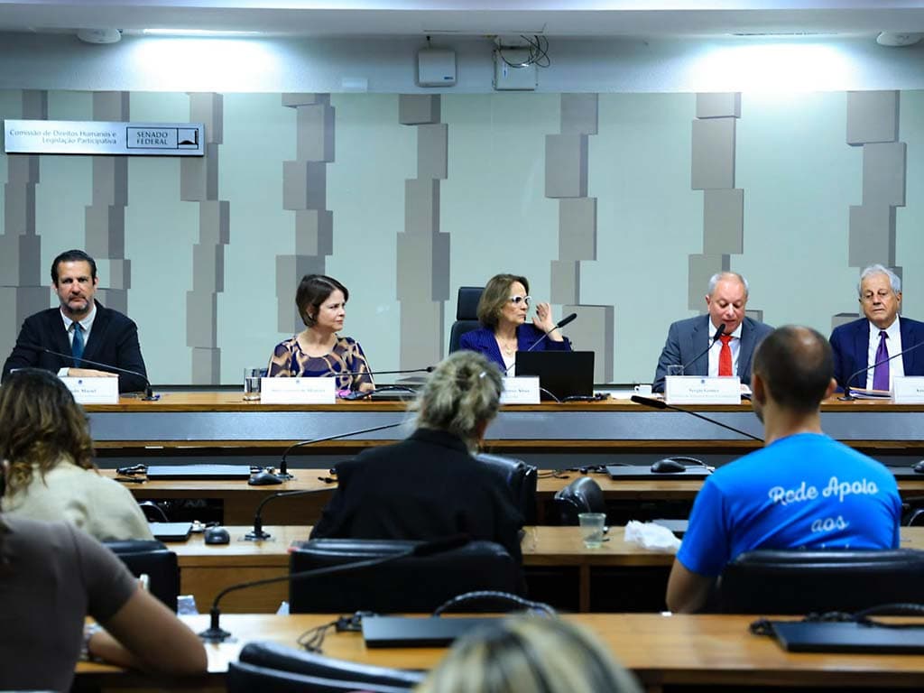 Balneário Camboriú apresenta modelo de políticas para idosos em audiência no Senado