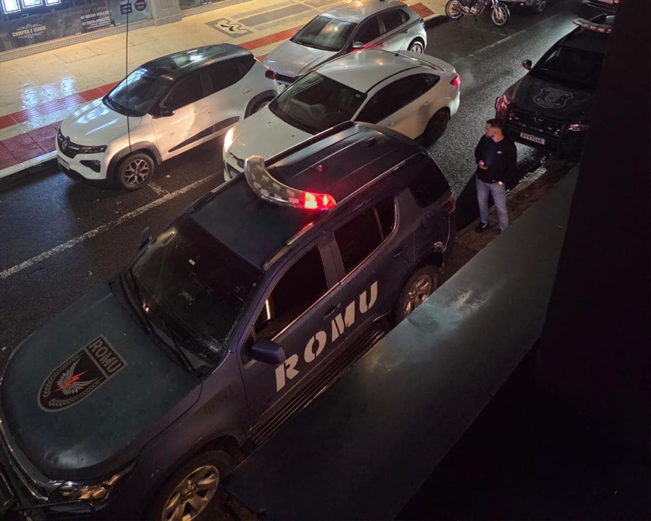 Conveniência é interditada após denúncias de perturbação do sossego em Balneário Camboriú