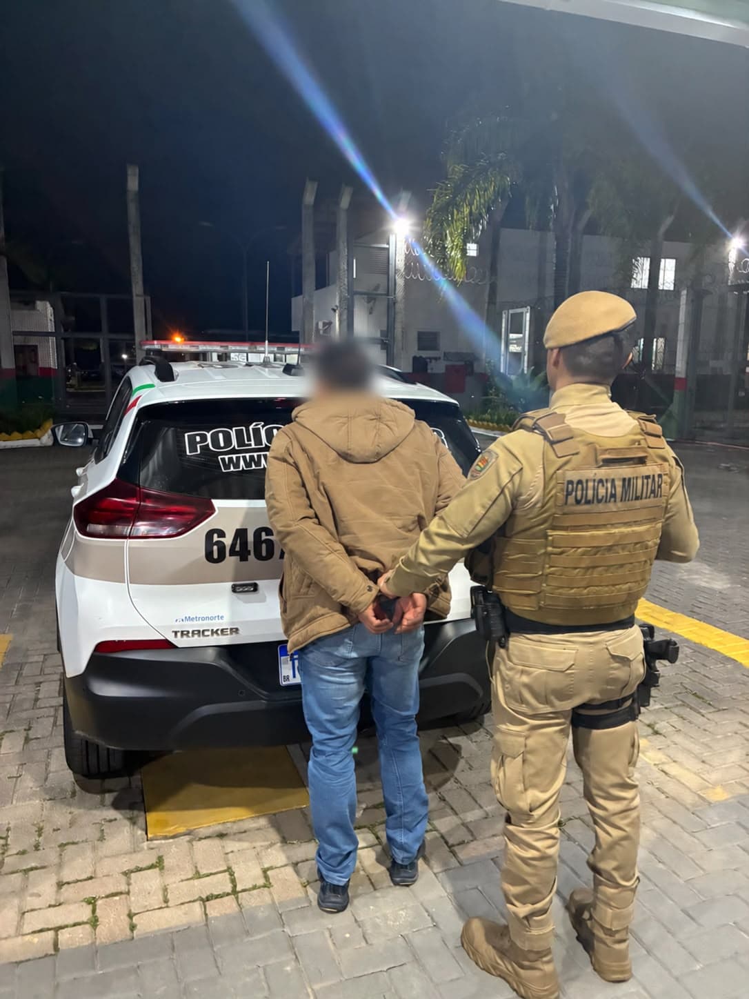 Homem condenado por roubo é preso pela PM no Centro de Balneário Camboriú
