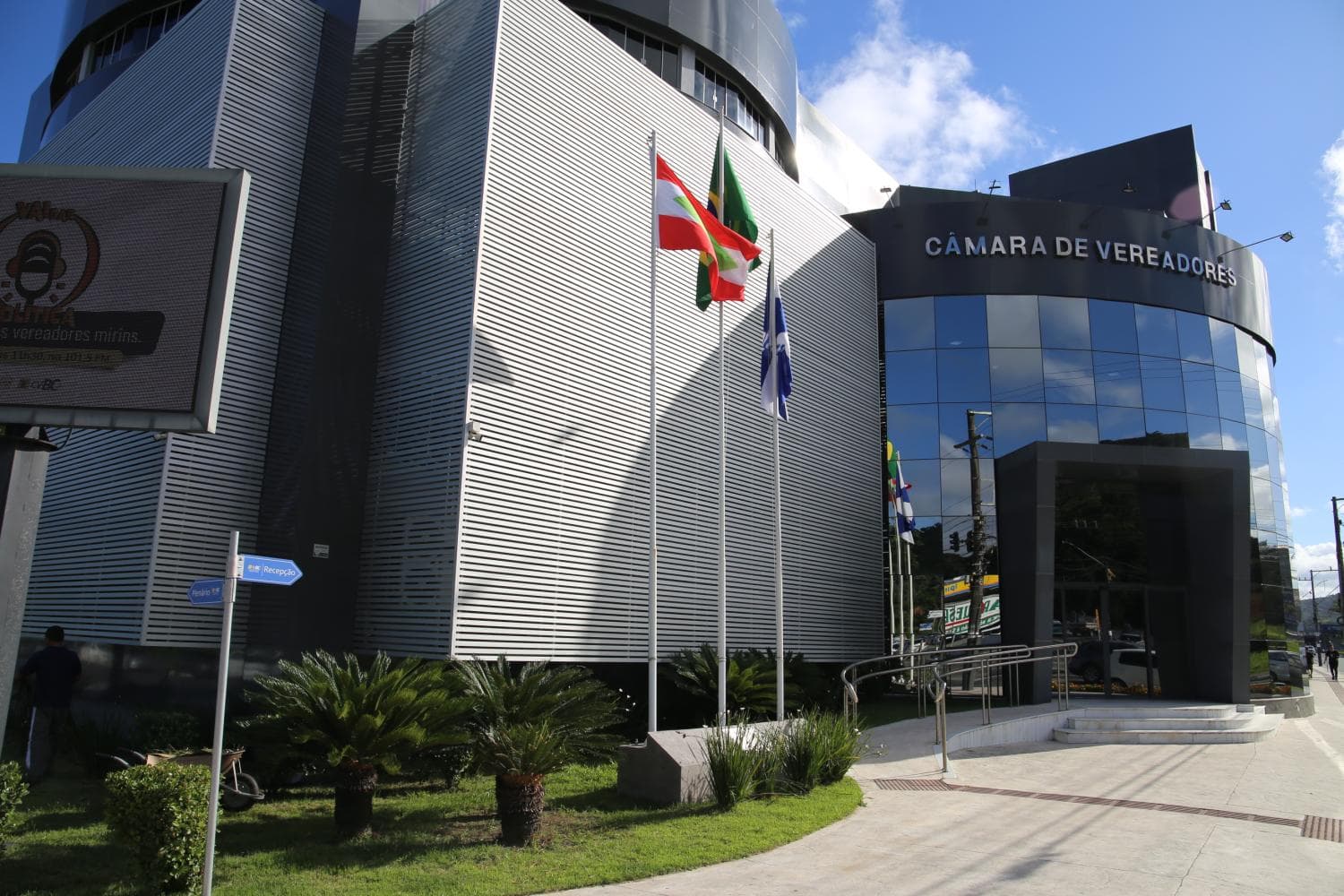 Legislativo de Balneário Camboriú convoca entidades de utilidade pública para atualização de documentos - Página 3