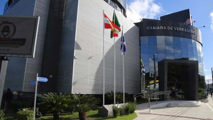 Câmara de Balneário Camboriú publicou licitação para locação de estrutura para eventos institucionais - Página 3 - Notícias de Balneário Camboriú