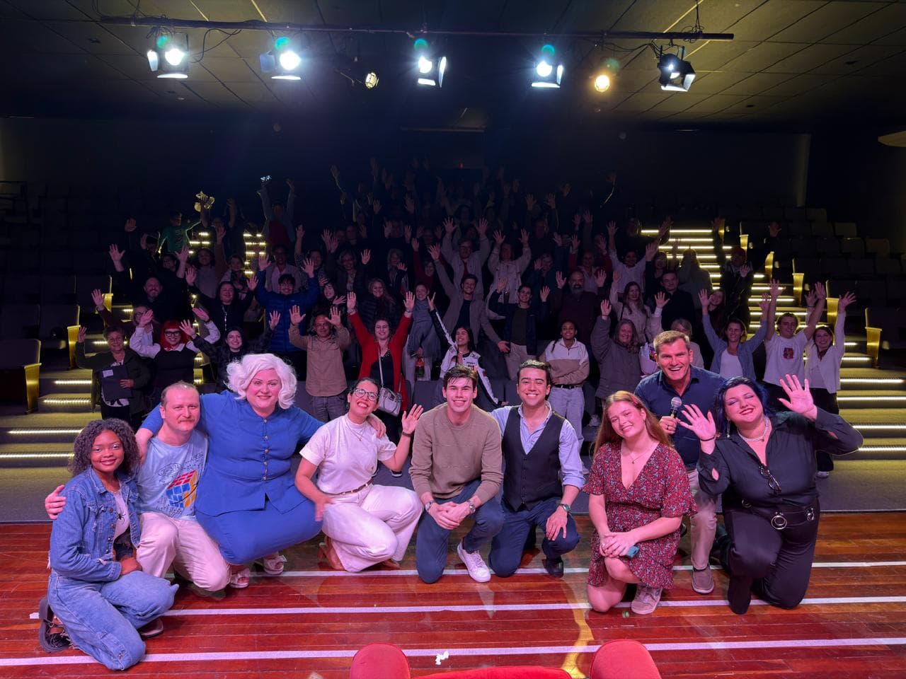 Comédia "TOC TOC" estreia em Balneário Camboriú com humor e reflexão sobre saúde mental