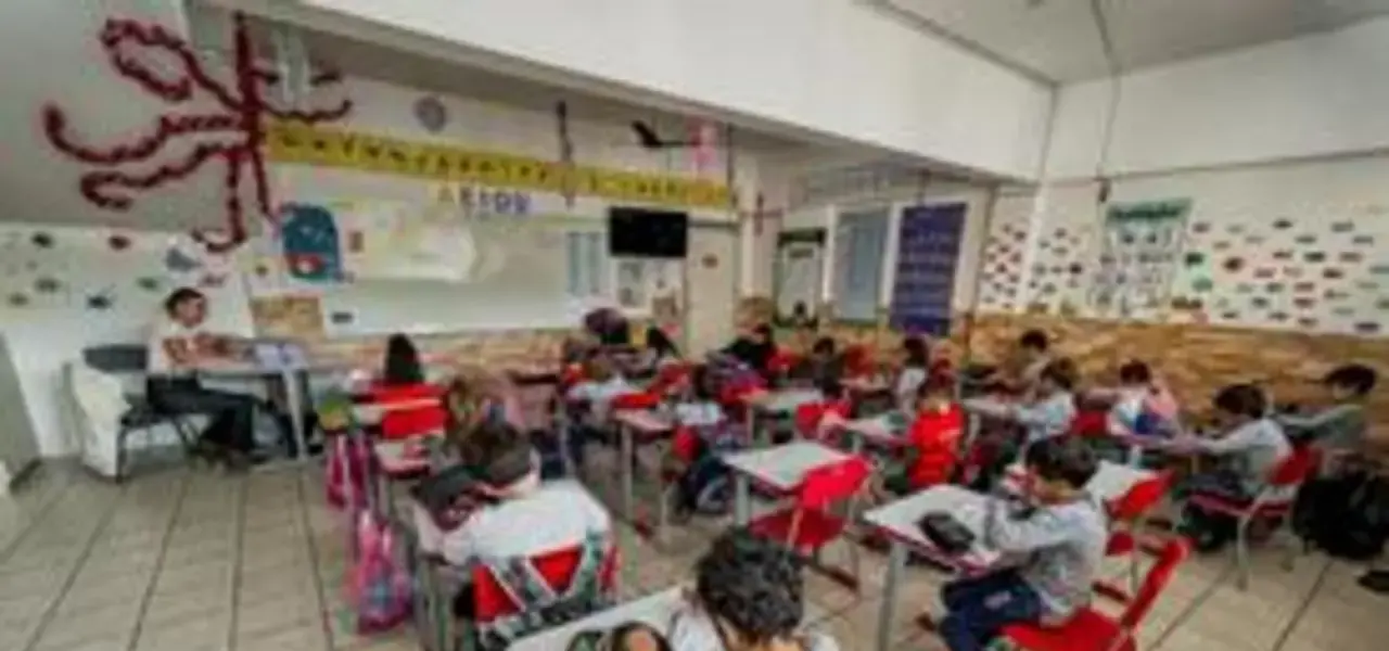 Balneário Camboriú recebe selo por compromisso com criança alfabetizada - Visor Notícias