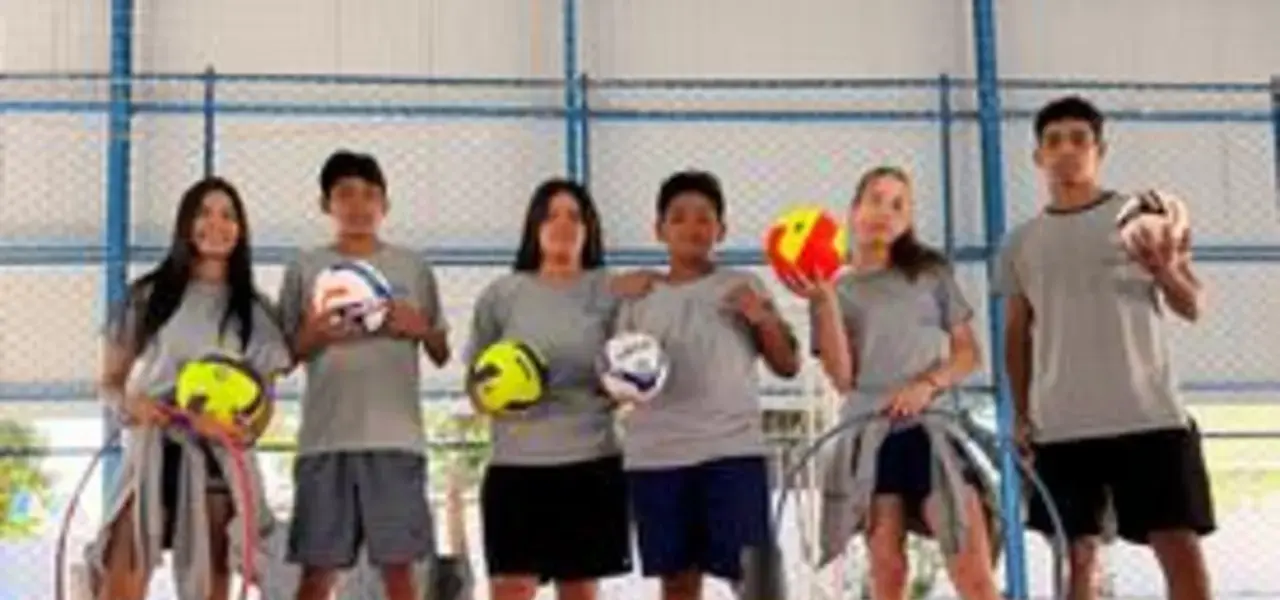 Escolas em Balneário Camboriú recebem kits de educação física escolar - Visor Notícias