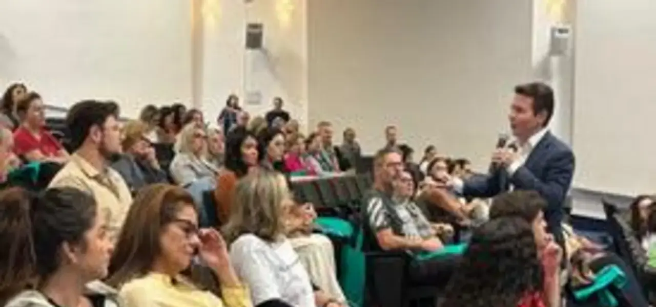 Programa IDEB Nota 10 aprimora gestão escolar em Balneário Camboriú - Visor Notícias