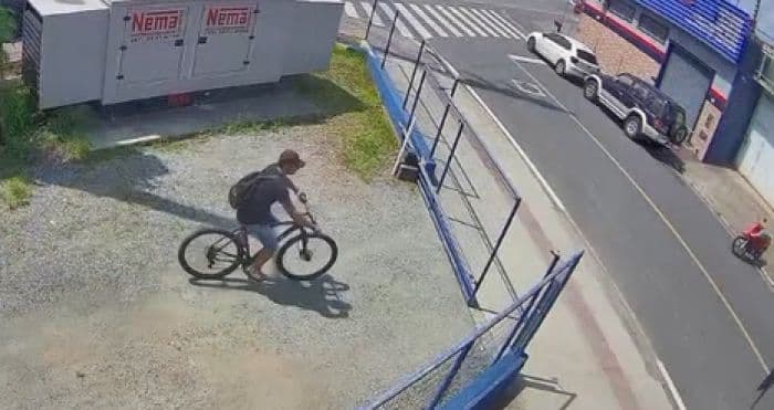 Ladrão furta bike “nas barbas” da secretaria de Segurança Pública